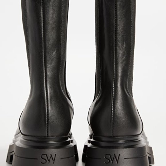 Stuart Weitzman Bedford Chelsea Lug Sole Boots NEW - Picture 3 of 7